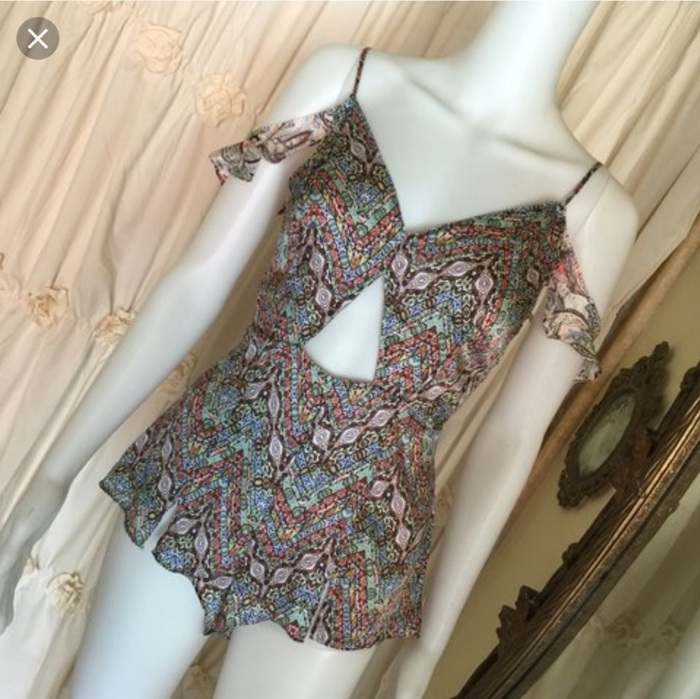 💗💗 Victoria's Secret Paisley Silk Romper - Picture 5 of 7
